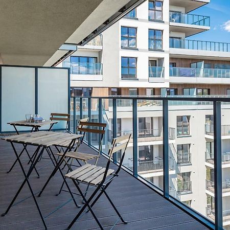 Apartment Walonska With Free Parking Wroclaw By Noclegi Renters ภายนอก รูปภาพ