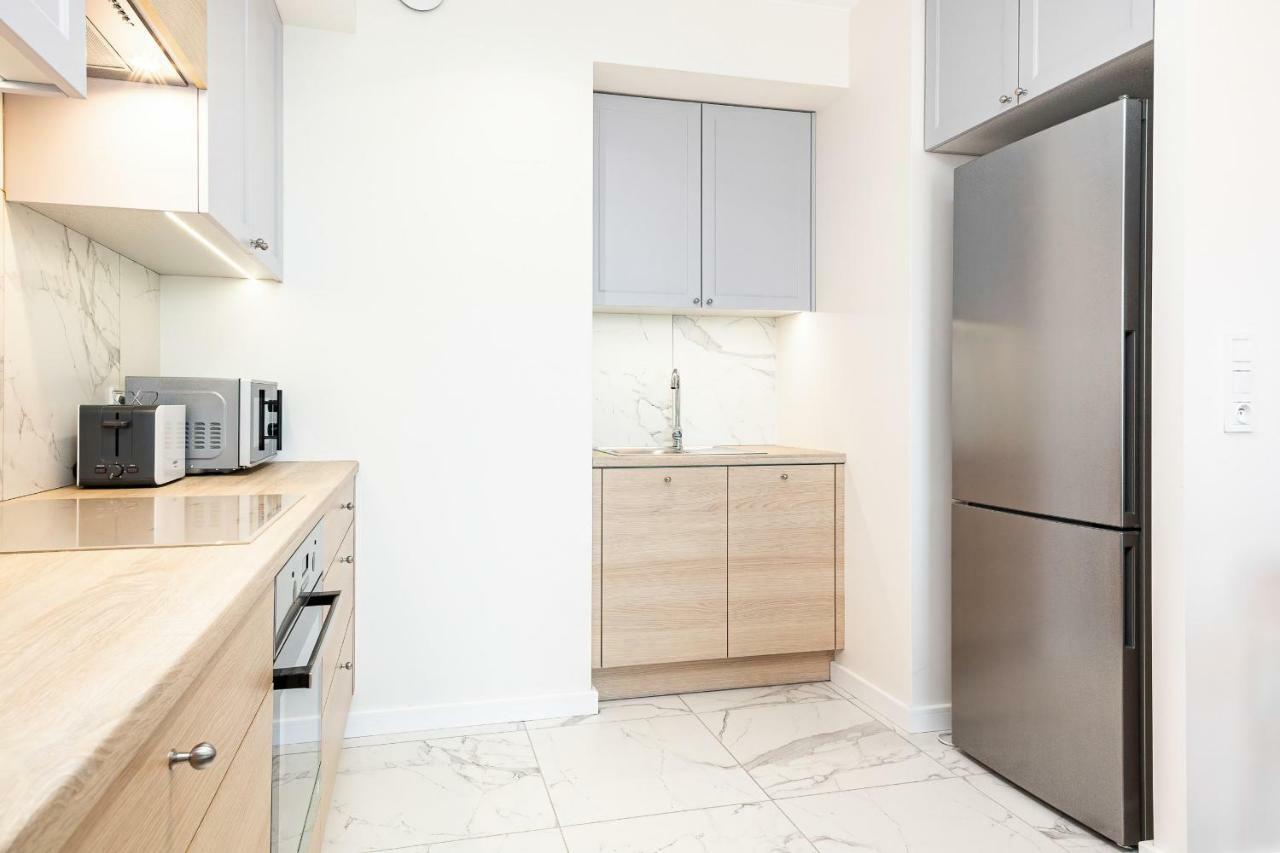 Apartment Walonska With Free Parking Wroclaw By Noclegi Renters ภายนอก รูปภาพ