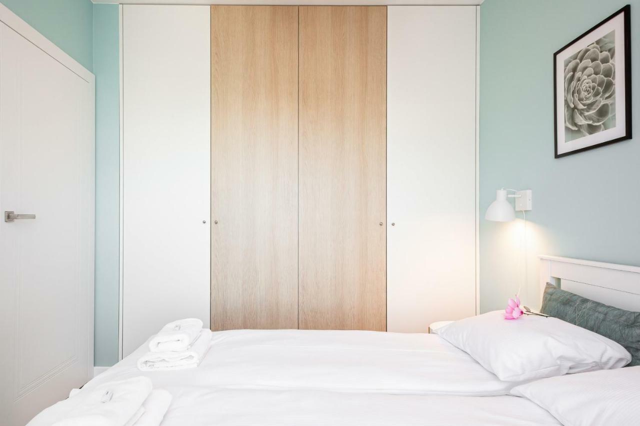 Apartment Walonska With Free Parking Wroclaw By Noclegi Renters ภายนอก รูปภาพ